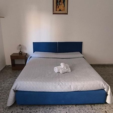 B&B Argentiera 12 Каляри Екстериор снимка